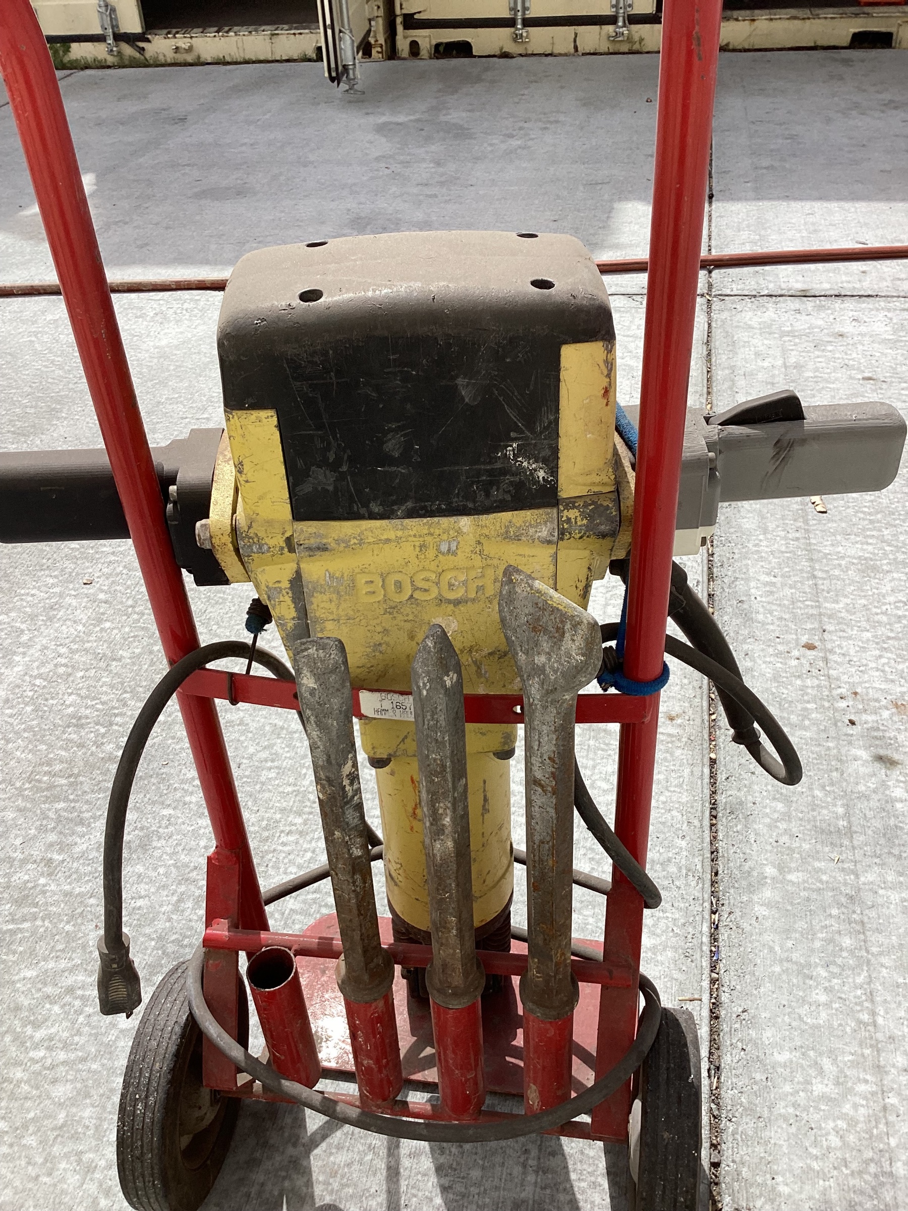 Bosch Jackhammer — image 2
