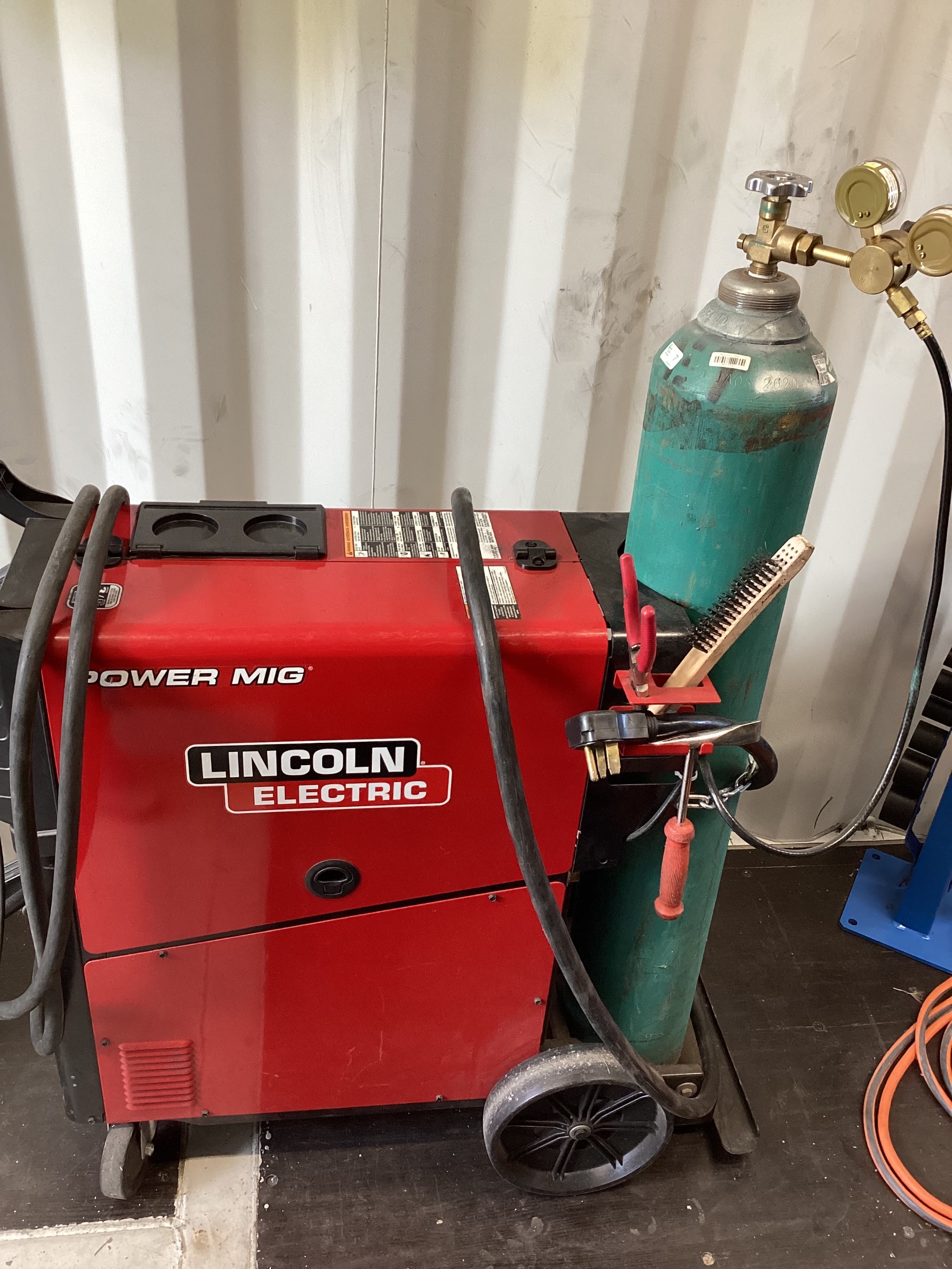 LINCOLN ELECTRIC Power MIG 360MP — image 2