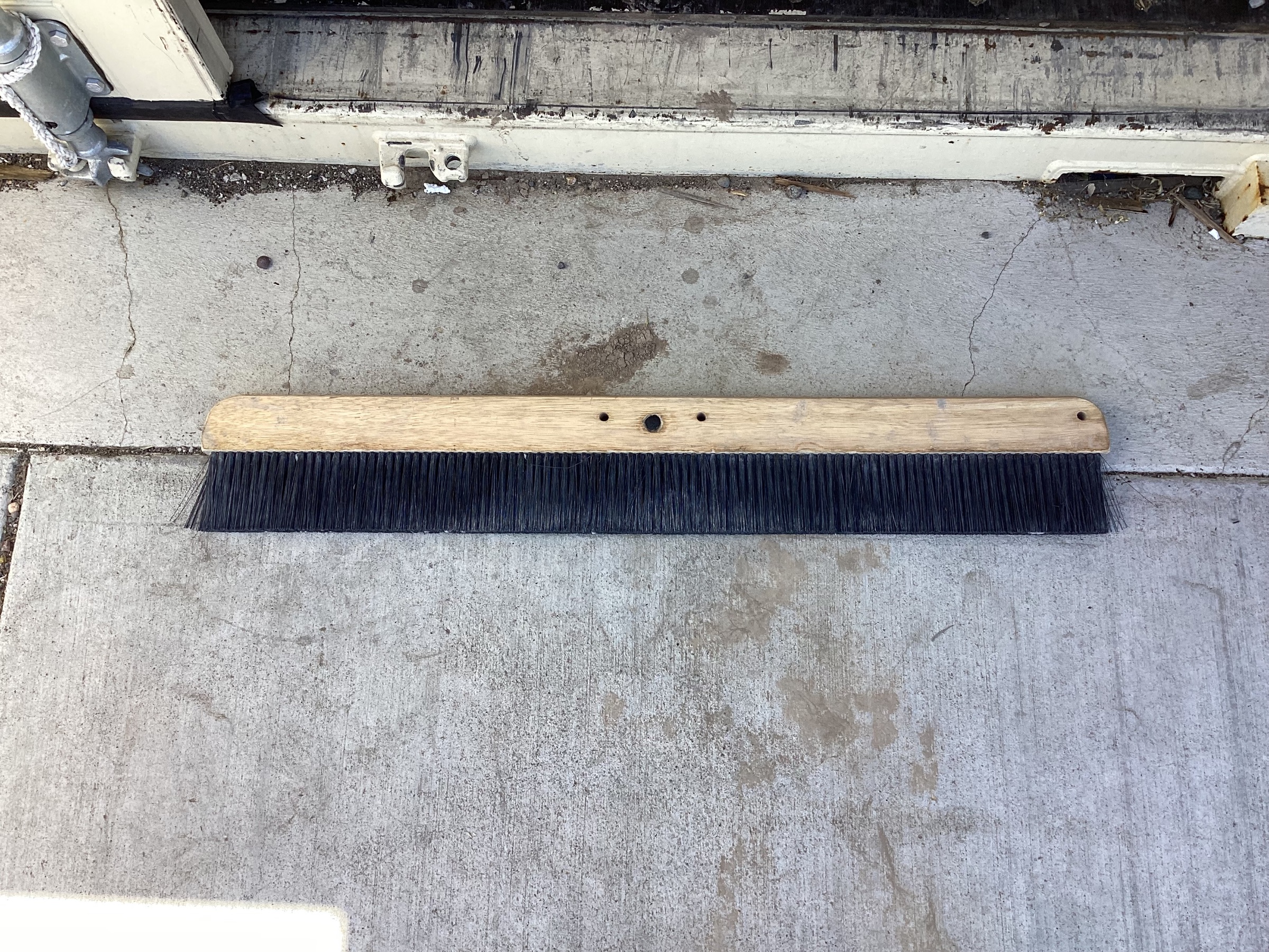 Concrete Finishing Broom 36" Plastic Bristle Attachment — image 1