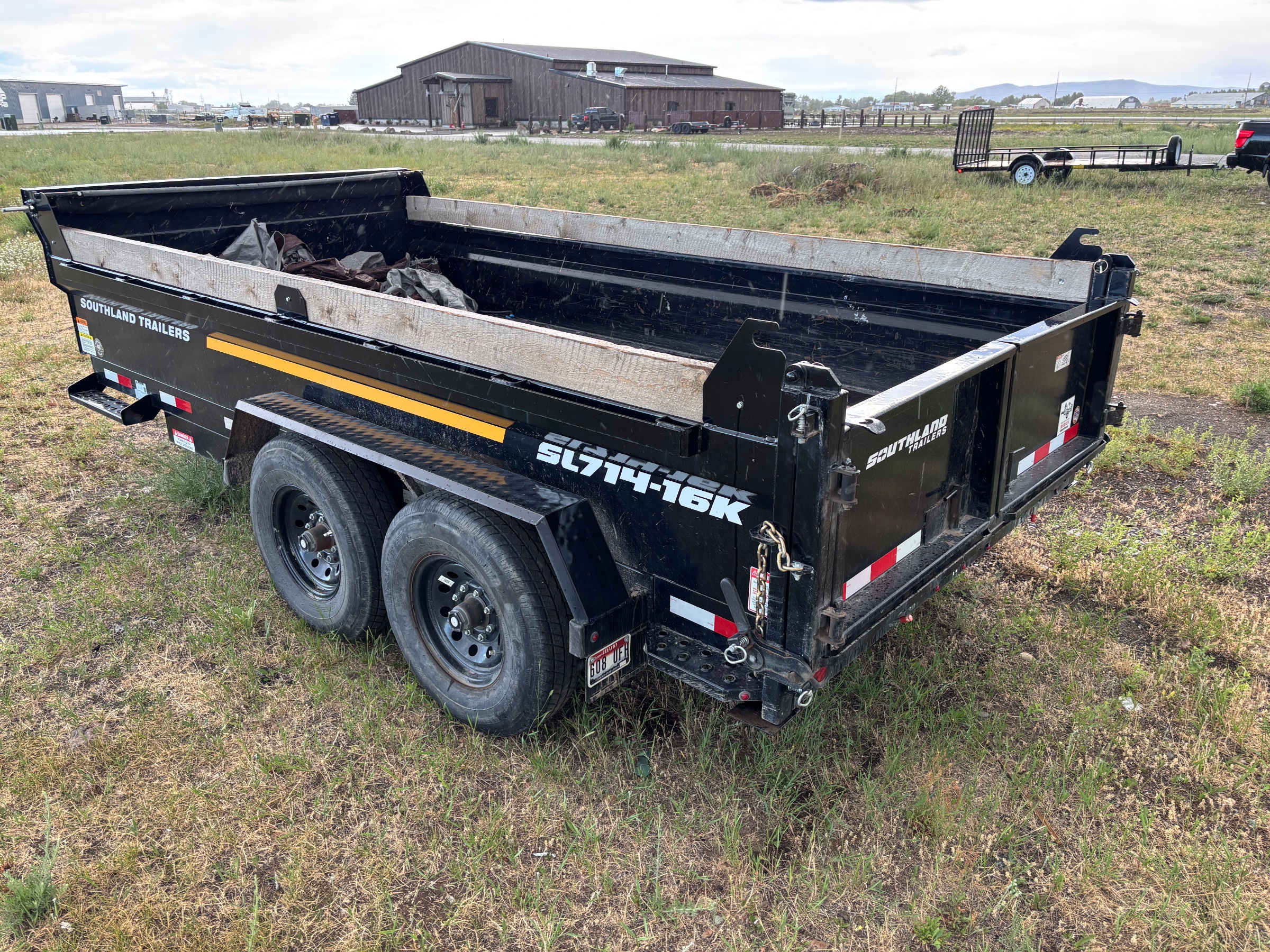 16k Dump Trailer — image 4